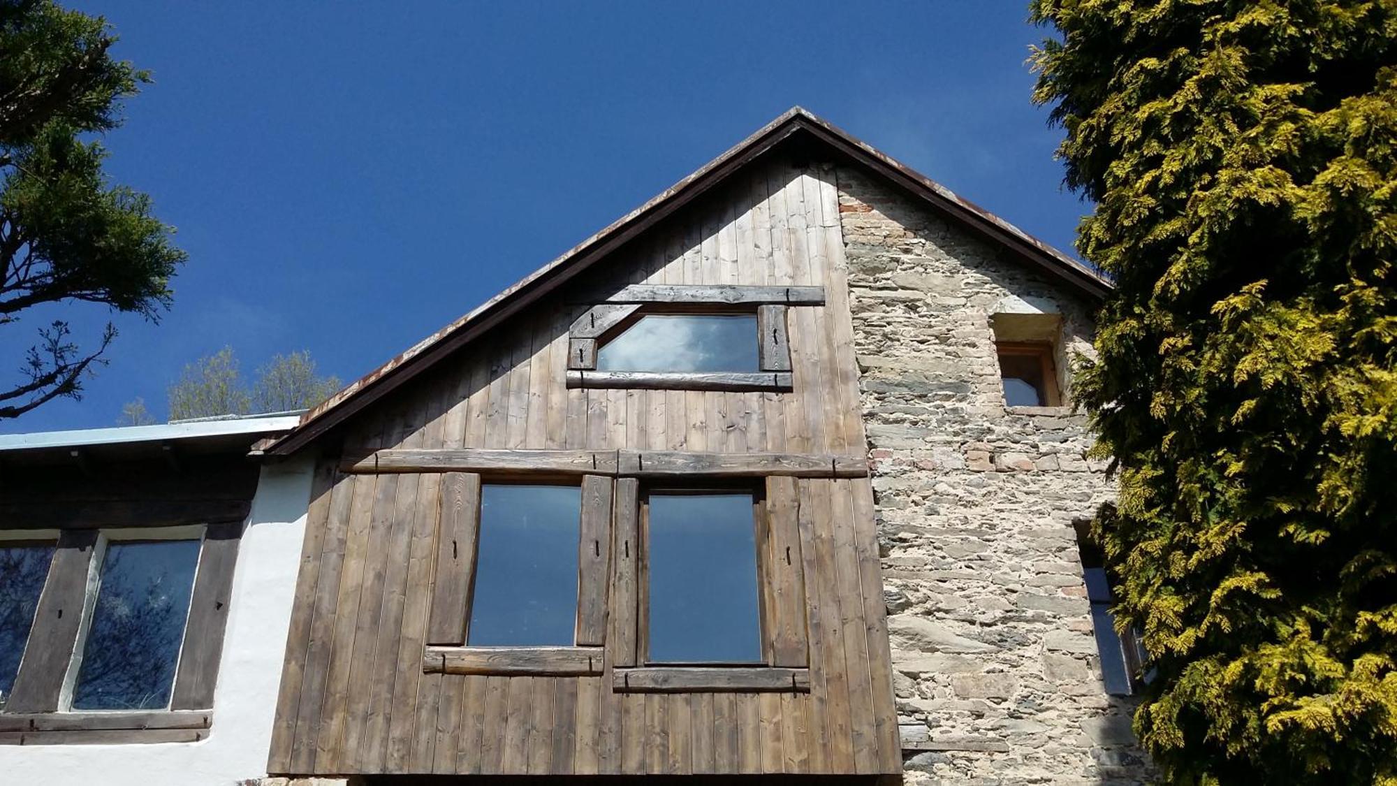 Radja Hobit Penzion Malecov Exterior photo